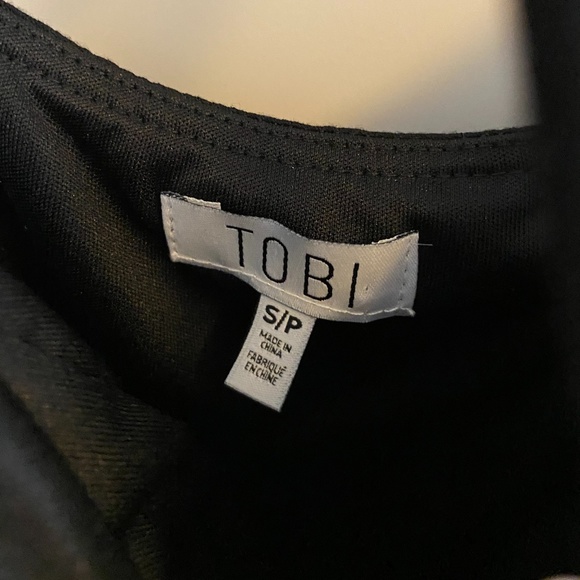 Tobi Caged Front Maxi Dress - Picture 7 of 8